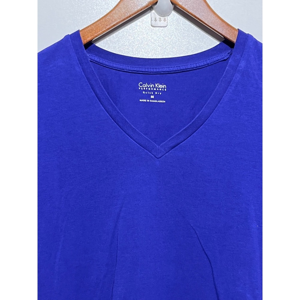 Calvin Klein Performance Womens Cobalt Blue Quick Dry V-Neck T-Shirt Size M - Picture 3 of 9